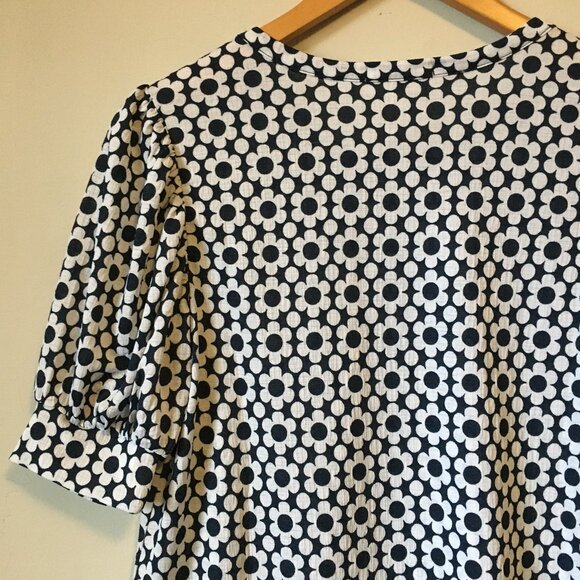 Puffy Shoulder Sleeve Floral Print Coquette Crepe Top - Picture 6 of 15